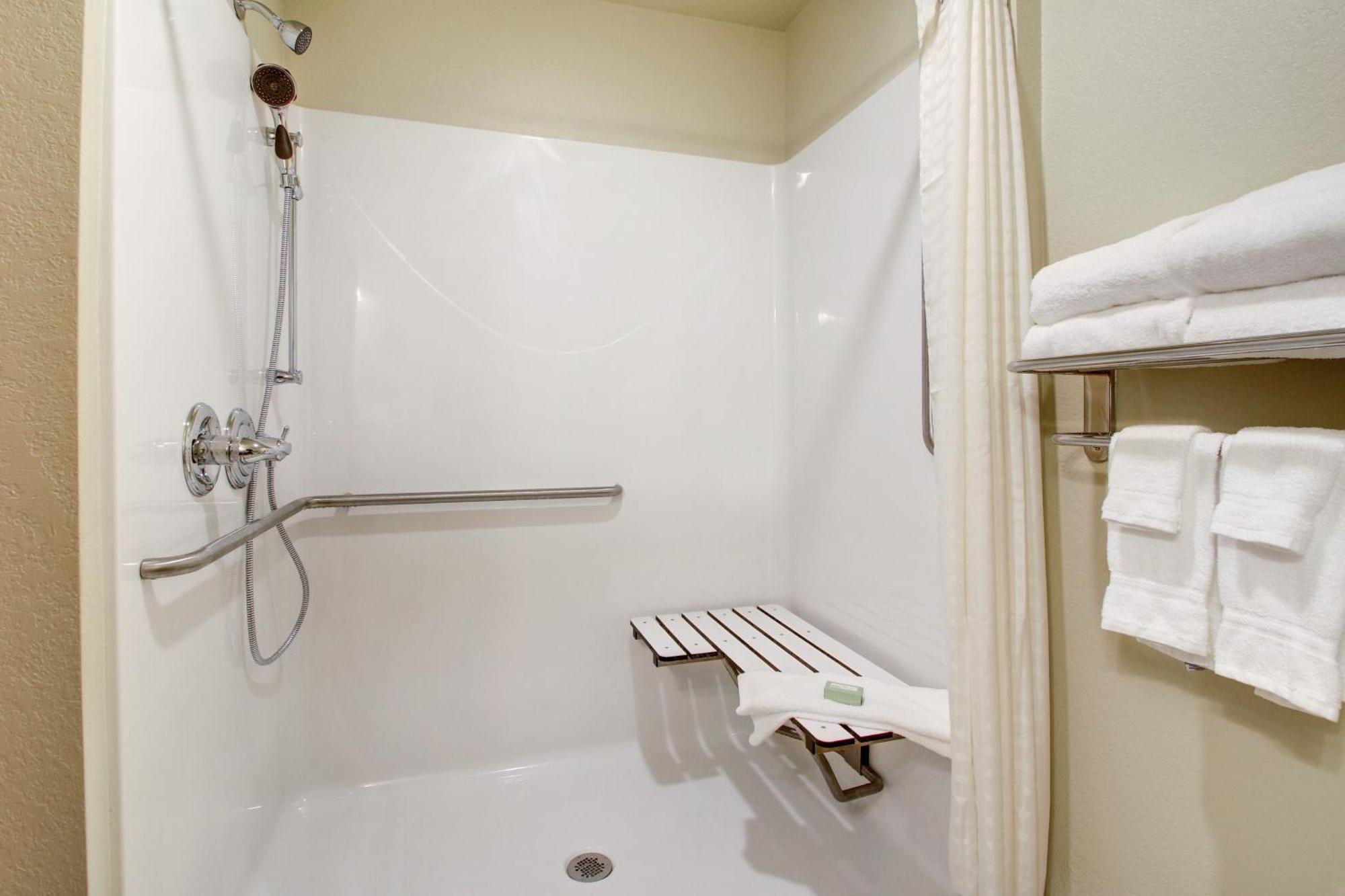 Cobblestone Hotel & Suites - Salem Buitenkant foto
